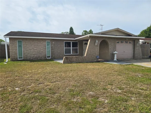 7234 Heath Dr, Port Richey, FL 34668