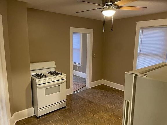 4th image of 3161 W 82nd St Unit 2