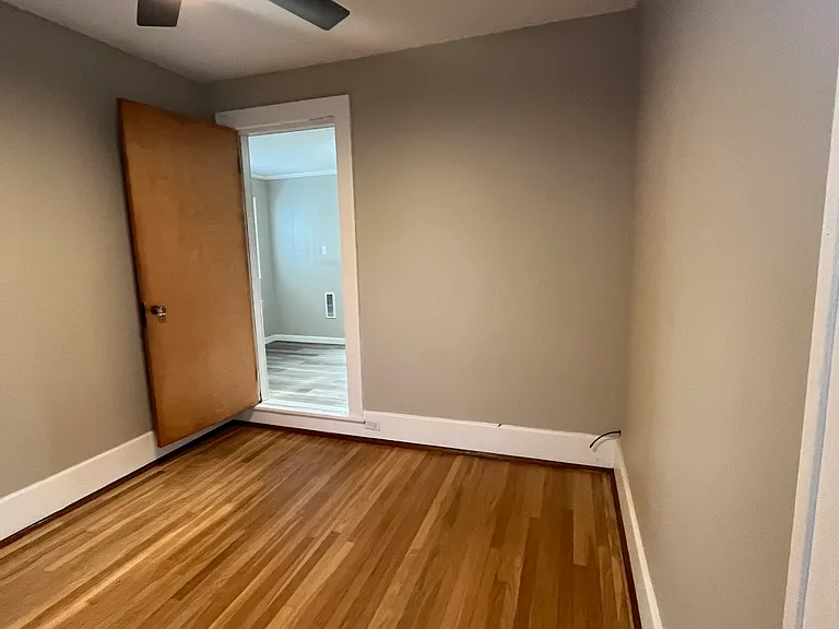 272 Norwalk Ave — Photo 42