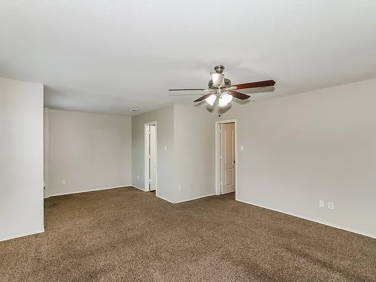 20814 Trenton Valley Ln — Photo 9