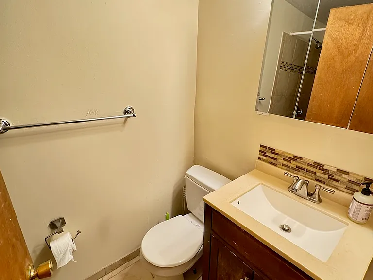 11 Gorham St #5A — Photo 12