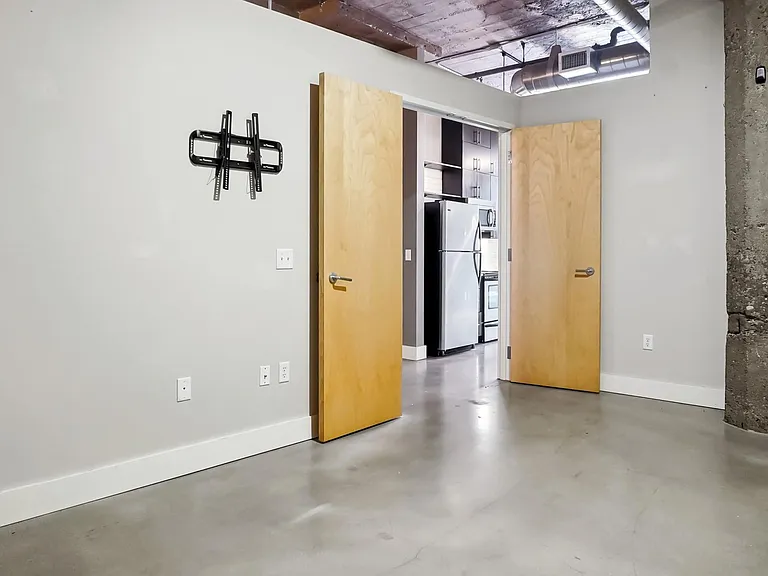 718 Washington Ave N #514 — Photo 13