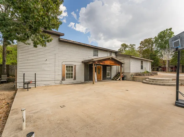 4155 Oakwood Road, Merriam Woods, MO 65740