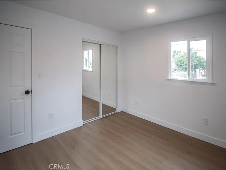 2214 Continental Ave — Photo 2