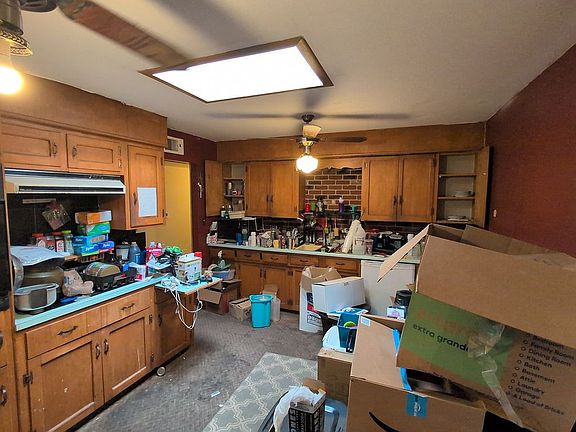 5th image of 1213 W Ural Dr