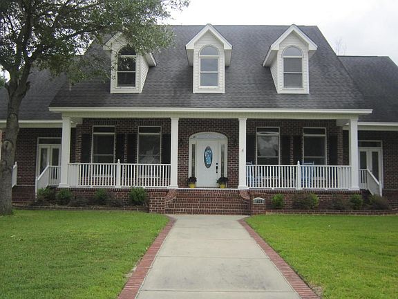 1429 Sterling Oaks Front Porch