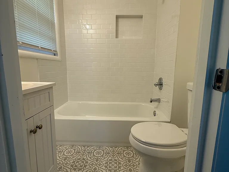 313 13th Ter NW — Photo 15