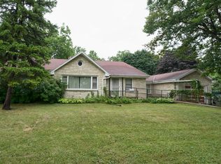 1930 W Henry Ave, Milwaukee, WI 53221