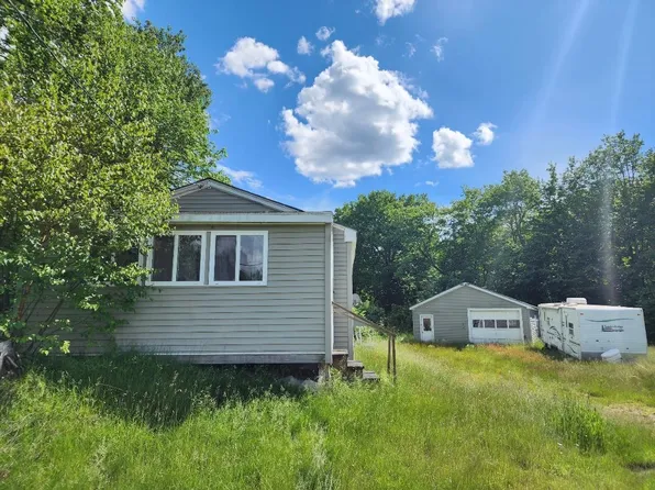 24 Braggs Bay Road, Errol, NH 03579