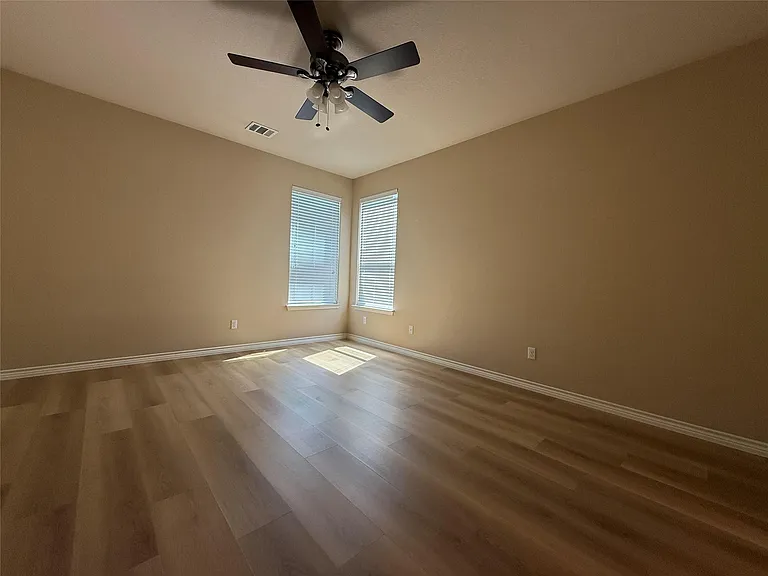 301 Comal Run — Photo 21