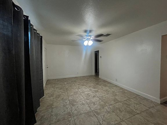 5th image of 105 Lombardy Ln