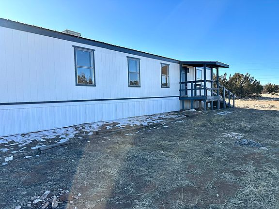 4th image of 210 Skyline Dr