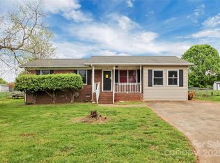 114 Southglenn Dr, Shelby, NC 28152