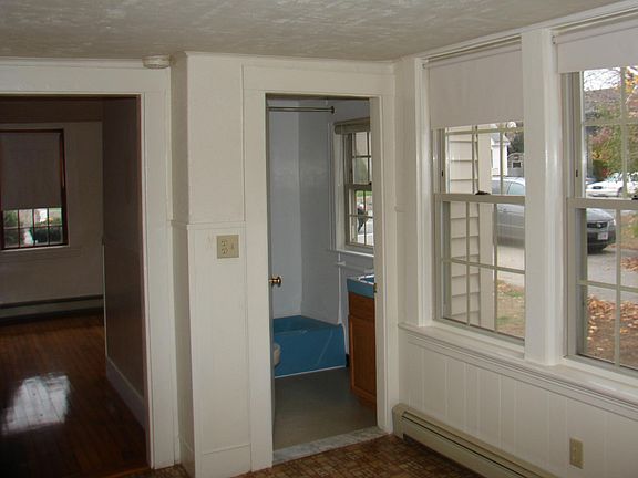 3rd image of 22 Linwood St #1