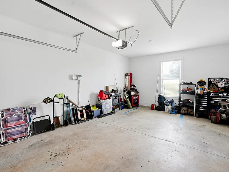 2049 Chestnut Oak Trl — Photo 33