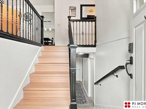 3rd image of 4971 Magnolia St