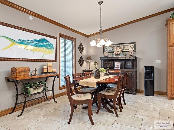 4th image of 1402 Magnolia Ct