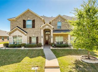 303 Captains Ct, Mansfield, TX 76063