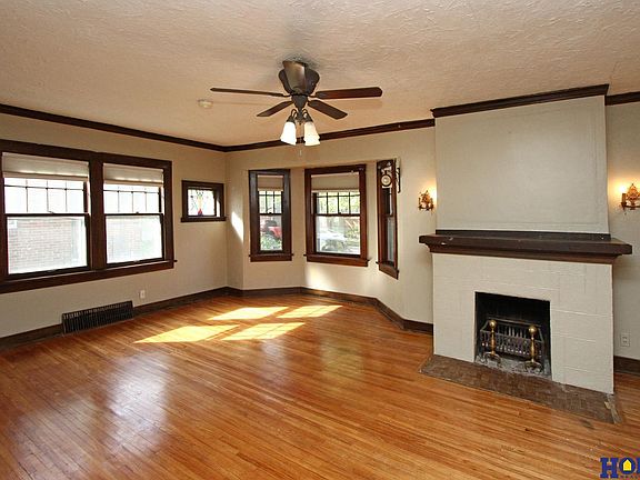 5th image of 3024 S 16th St