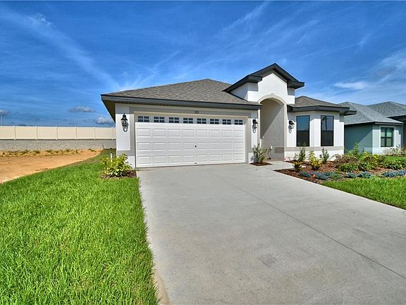 3rd image of 326 Citrus Pointe Dr
