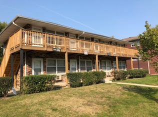 1940 Mark Ave #17, Elgin, IL 60123