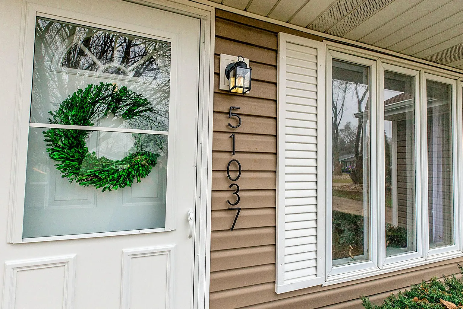 51037 Brandychase W photo 1