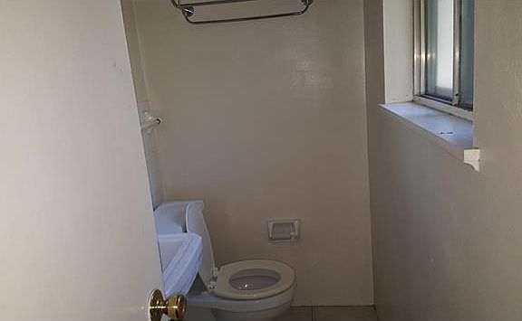 4th image of 217 Barto Dr