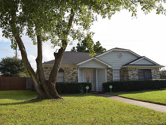 3rd image of 2107 Hazyknoll Ln