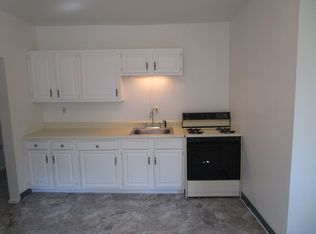 88 3/4 Palm St #B, Nashua, NH 03060