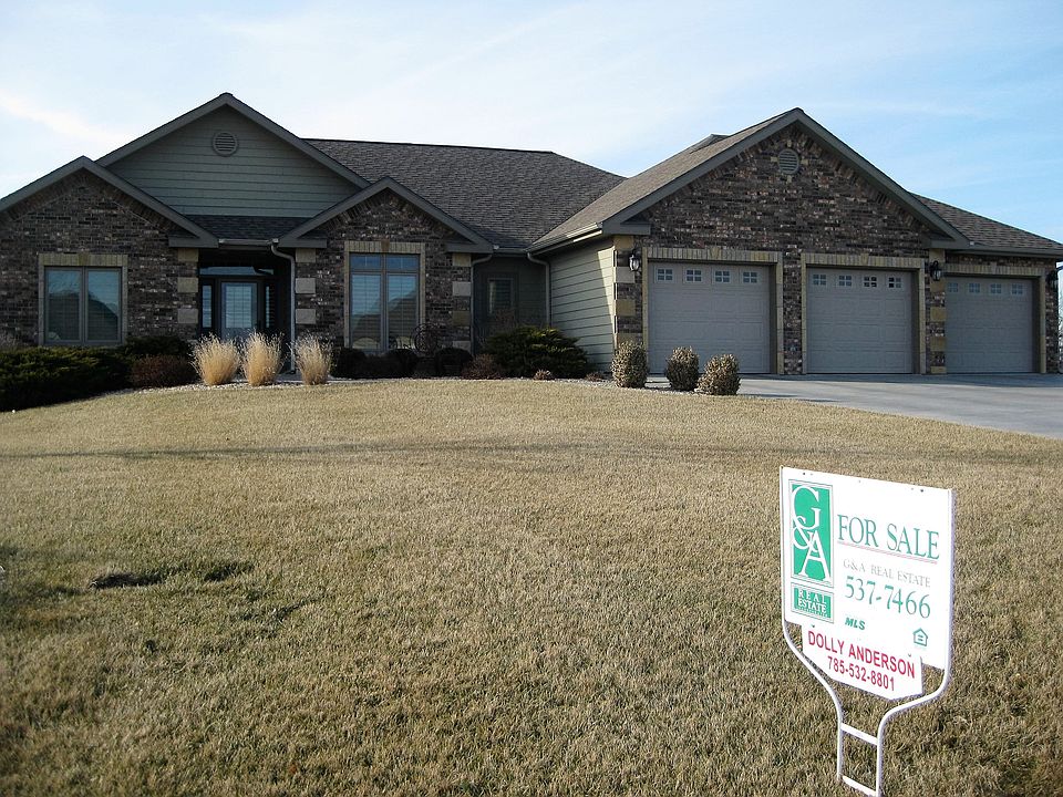 1st image of 3721 Hawthorne Woods Cir