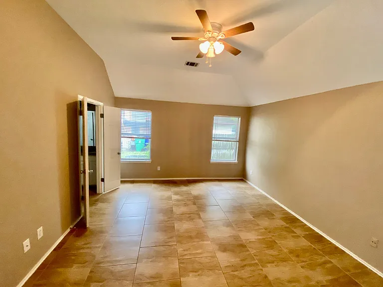 209 N Blue Rdg — Photo 13