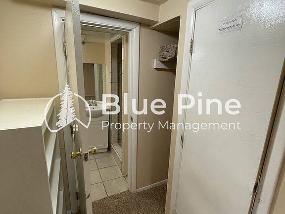5th image of 440 Walnut St Unit 8