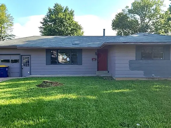 603 Lakeview Dr, Warrenton, MO 63383