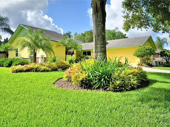 3rd image of 6725 Englelake Dr