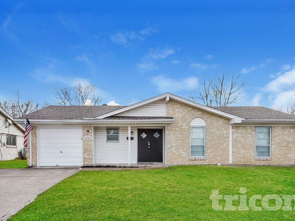 1st image of 1404 E Park Dr