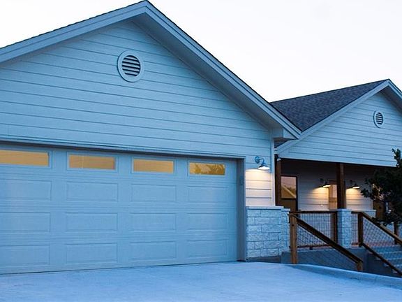 2nd image of 10612 Creekwood Cir