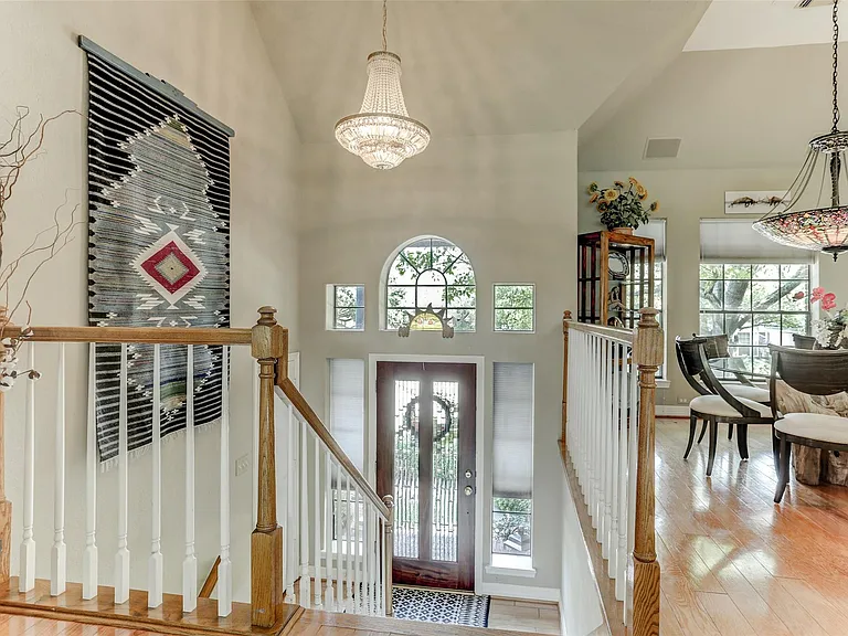 1706 Country Squire Dr — Photo 6