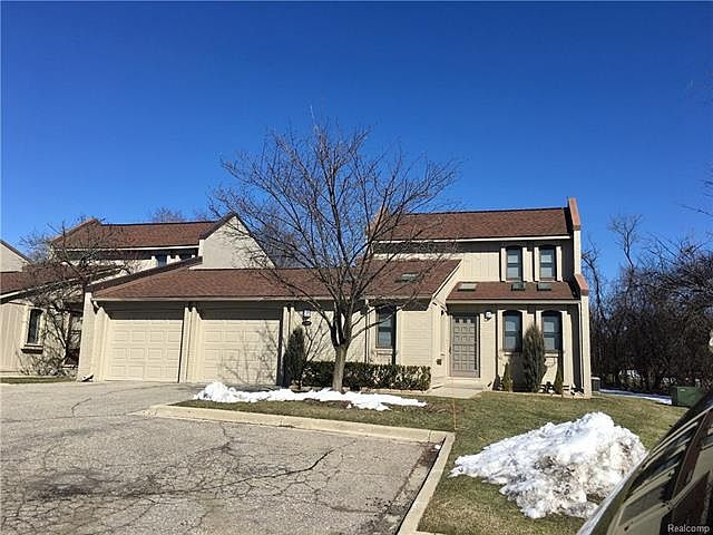 1st image of 2969 Moon Lake Dr #116