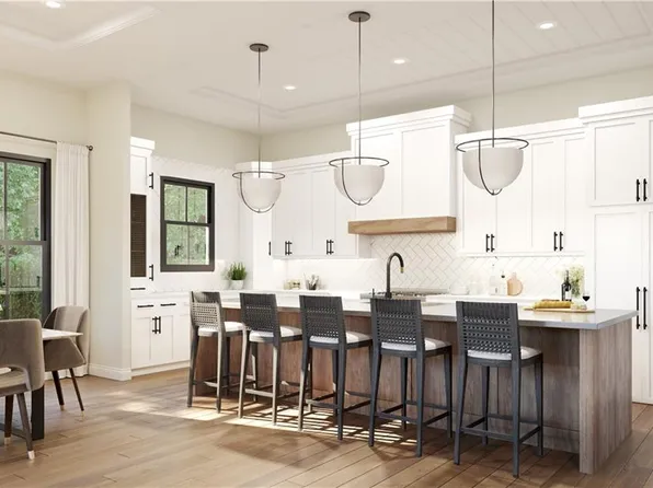 1125 8th AVE N, NAPLES, FL 34102