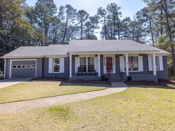 5942 Saint Leonards Ct, Columbus, GA 31909