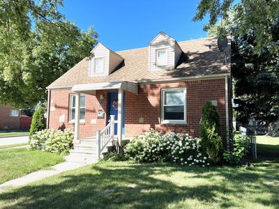 21407 Curie Ave, Warren, MI, 48091
