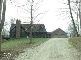 10611 Greencastle Rd, Rosedale, IN 47874