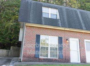 5238 Donlyn Ln APT B, Hixson, TN 37343