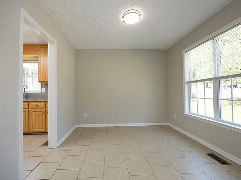 109 Havencrest Lndg — Photo 11