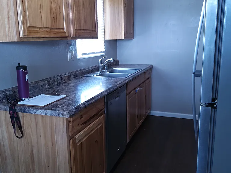 530 Cherry St — Photo 3