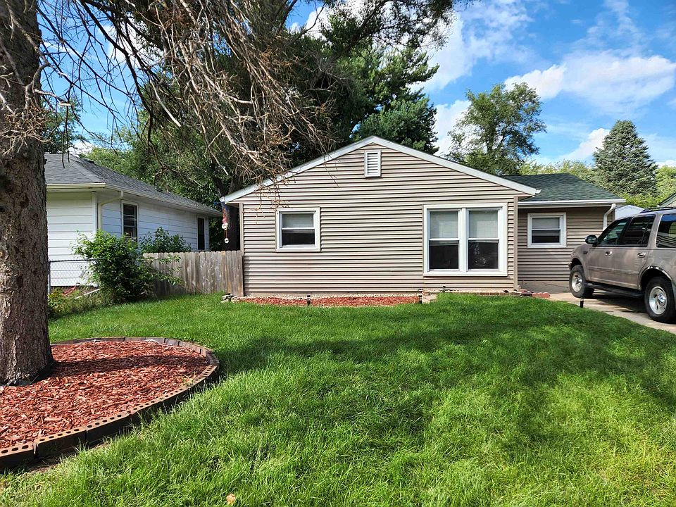 1st image of 1315 Barton Blvd