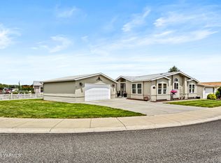 7025 Manor Way, Yakima, WA