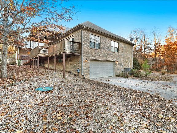 5th image of 2 Staxton Cir