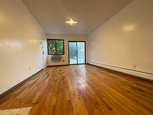 Rented by Union Square Property Management | media 1