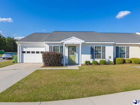 1717 Full Moon Rd, Effingham, SC 29541